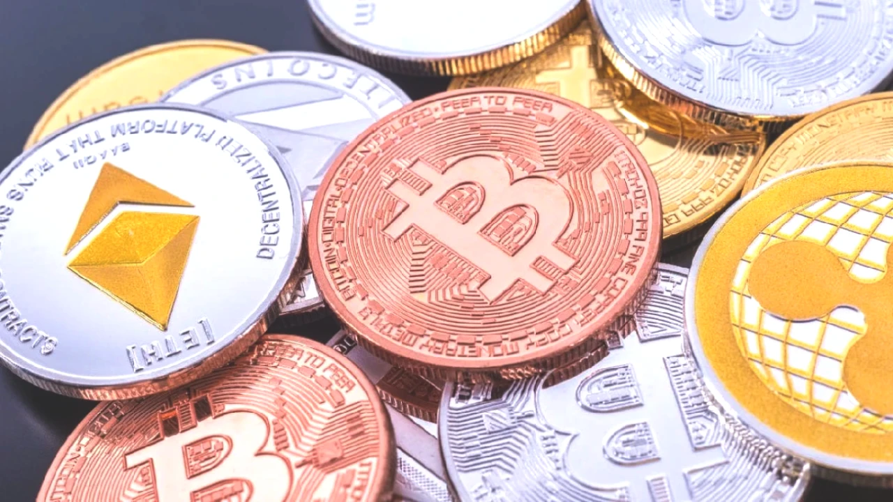 Bitcoin Yavaşlar, Altcoinler Yükselir! Kripto Piyasasında Sıra Dışı Dönüşüm