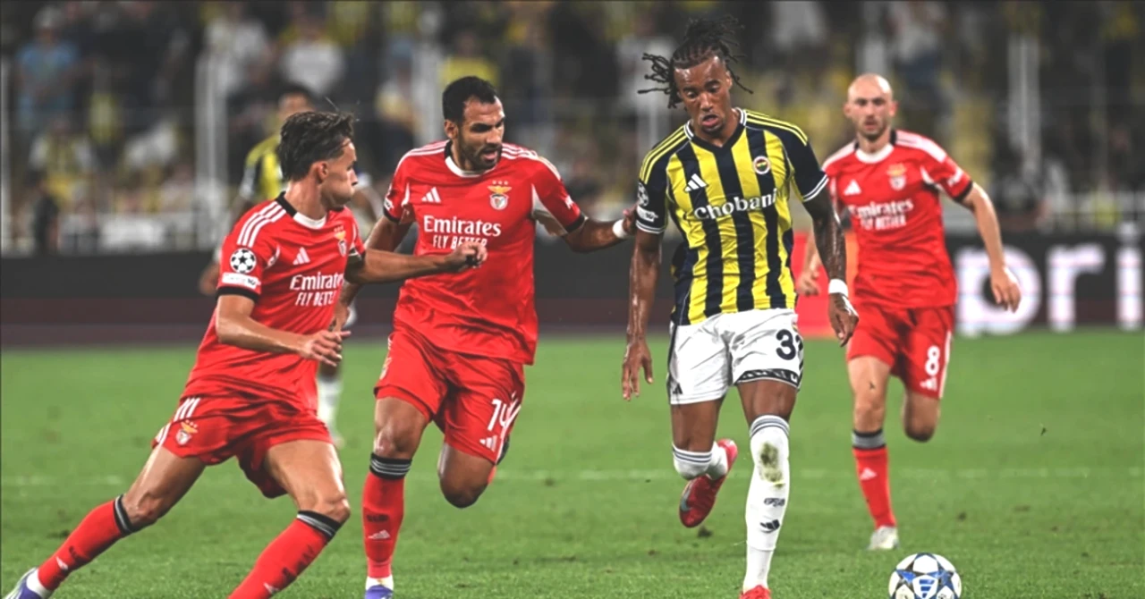 Fenerbahçe'nin Şansı: Benfica'ya Elenirse Avrupa Ligi'ne Geçiş Yolu Nedir?